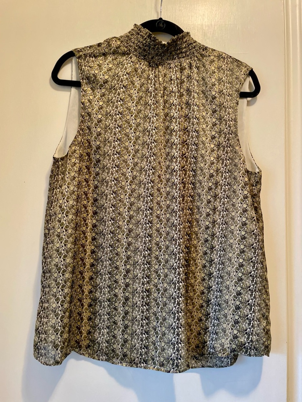 LAURA Olive and Cream Printed Sleeveless Blouse Size 14